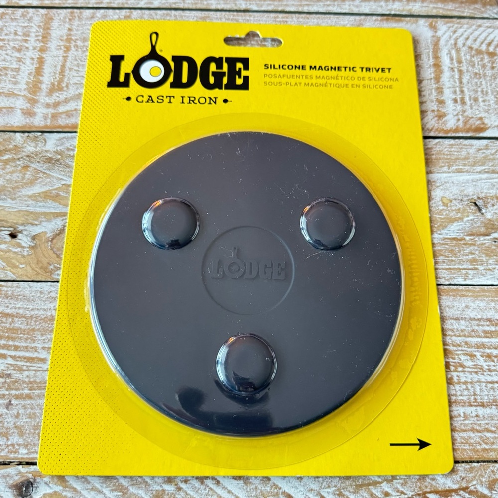 🖤Lodge Cast Iron Silicone Magnetic Trivet🖤 ~5.75” 🆕